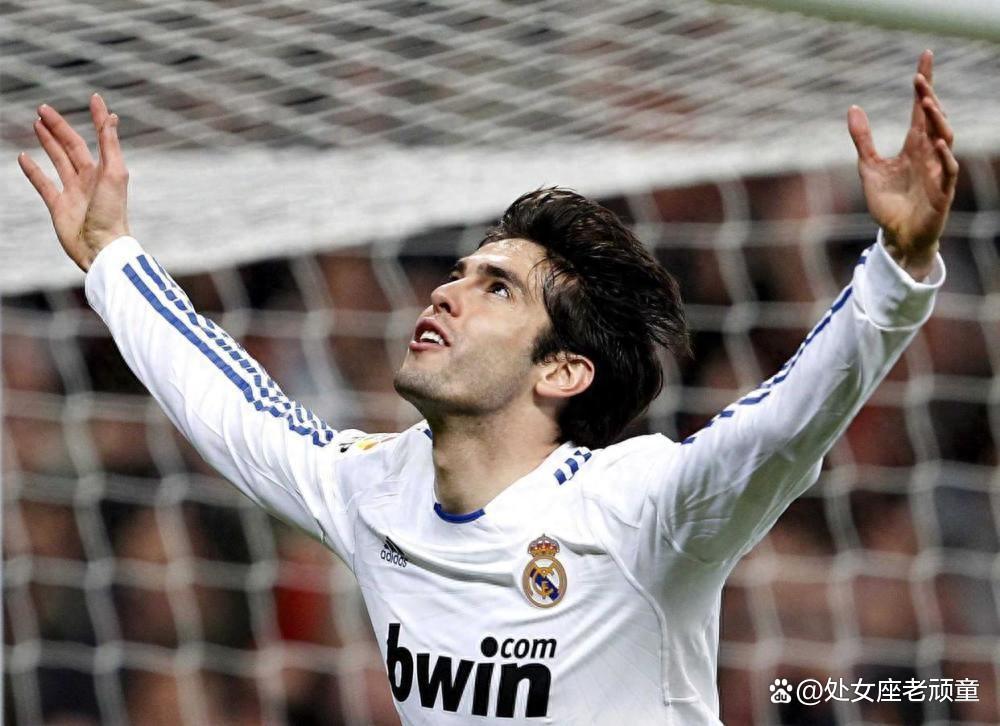 包含刚刚！皇家马德里今夜内部沟通罗马赛后强势反弹，拜仁慕尼黑国际比赛日再遭质疑的词条